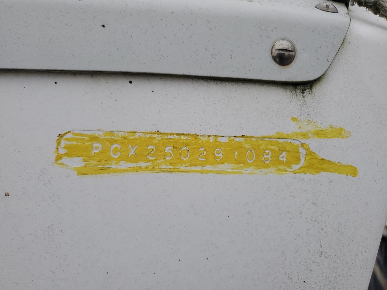 Lot #3222418271 1984 PACC POWERLITE