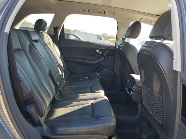 2017 AUDI Q7 PREMIUM WA1LAAF7XHD002700