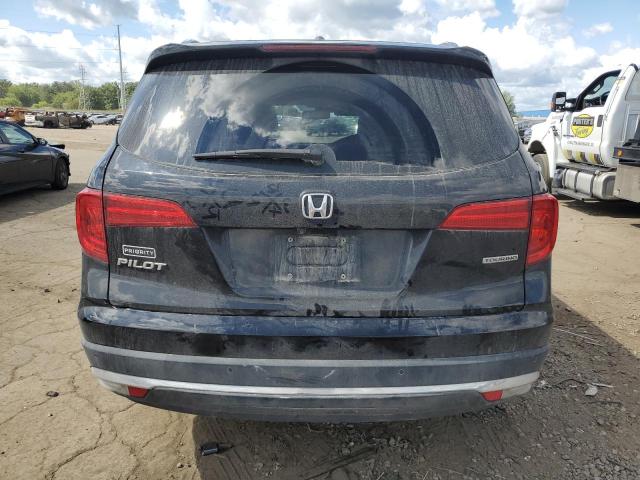 2018 HONDA PILOT TOUR 5FNYF5H91JB021704