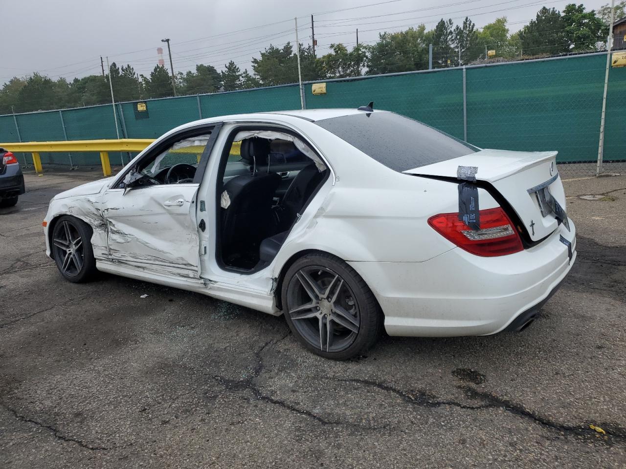 MERCEDES-BENZ C-CLASS 300 4MATIC