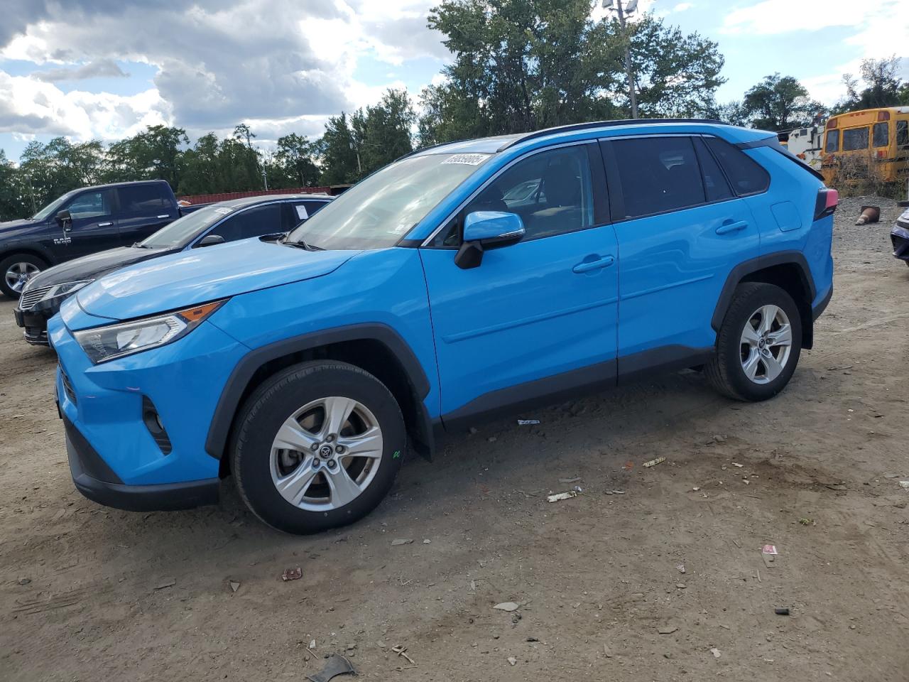 TOYOTA RAV4 XLE