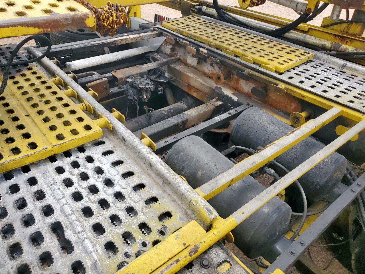 Lot #3261421500 2006 CONTINENTAL CAR TRAILER