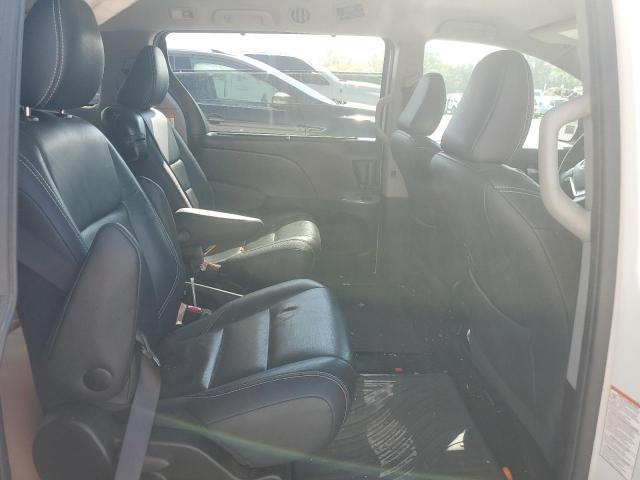 2017 TOYOTA SIENNA SE 5TDXZ3DC5HS813823