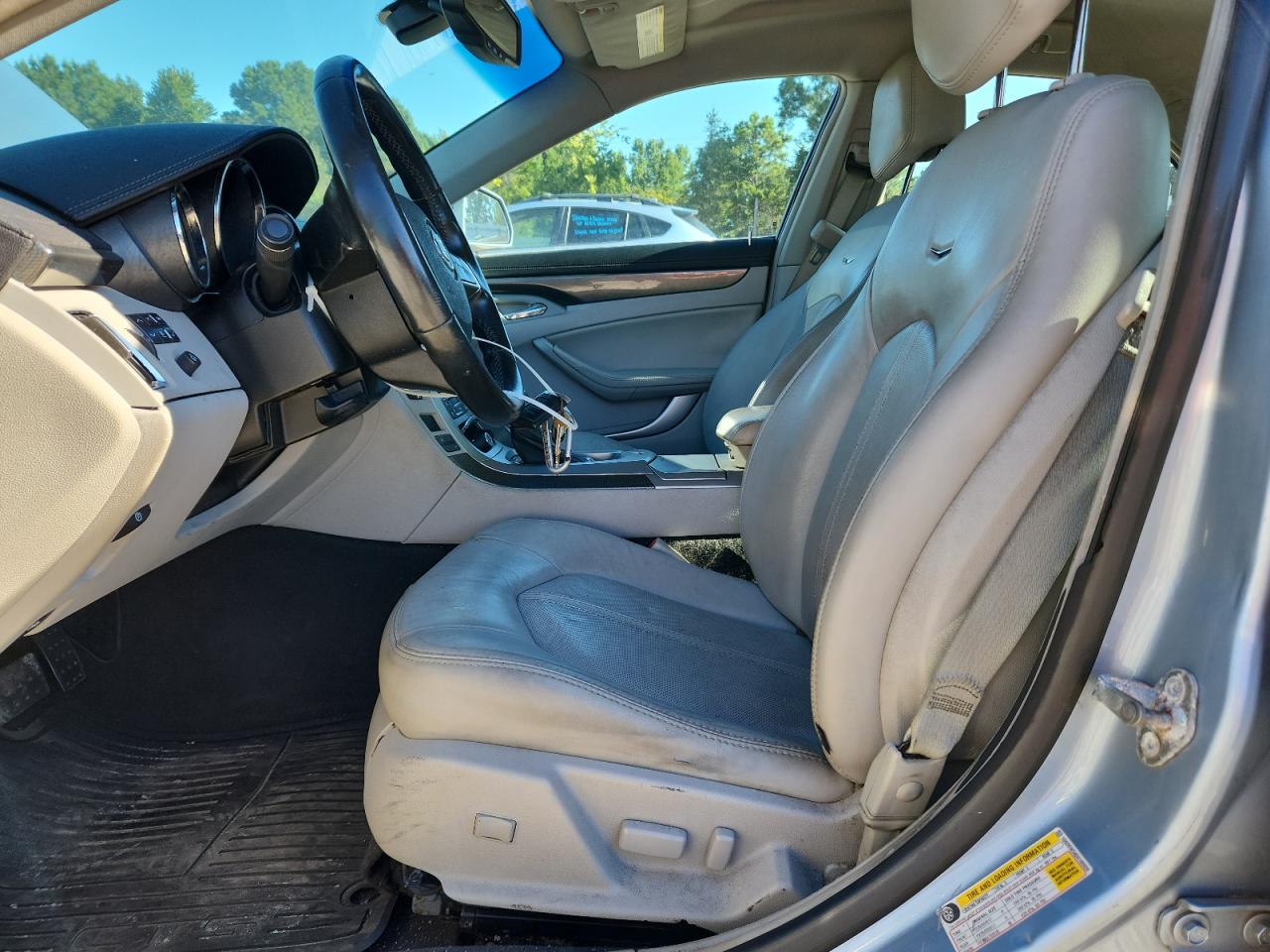 CADILLAC CTS LUXURY COLLECTION