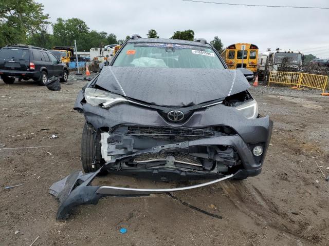 2017 TOYOTA RAV4 XLE JTMRFREV1HJ172364