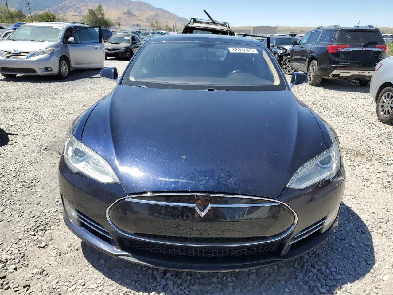 TESLA MODEL S