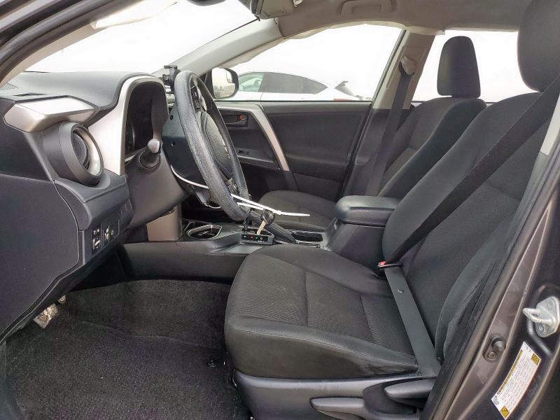 2018 TOYOTA RAV4 LE JTMZFREV3JJ177961