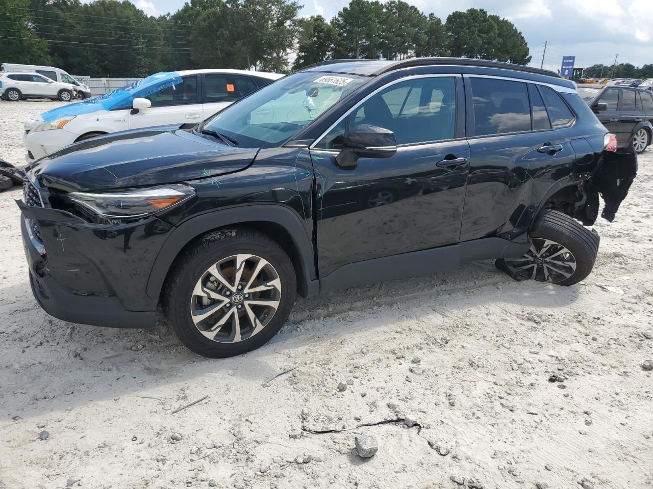 TOYOTA COROLLA CROSS XLE