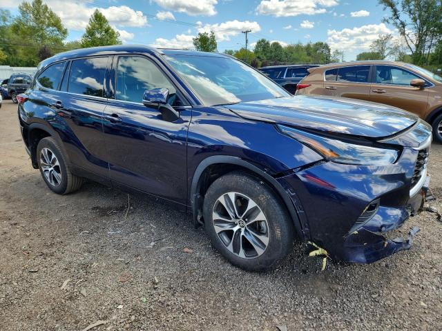 2022 TOYOTA HIGHLANDER 5TDGZRBH8NS208255