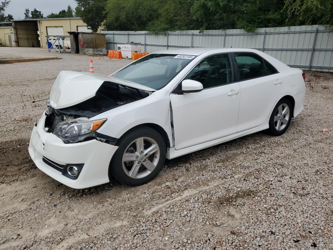 TOYOTA CAMRY L