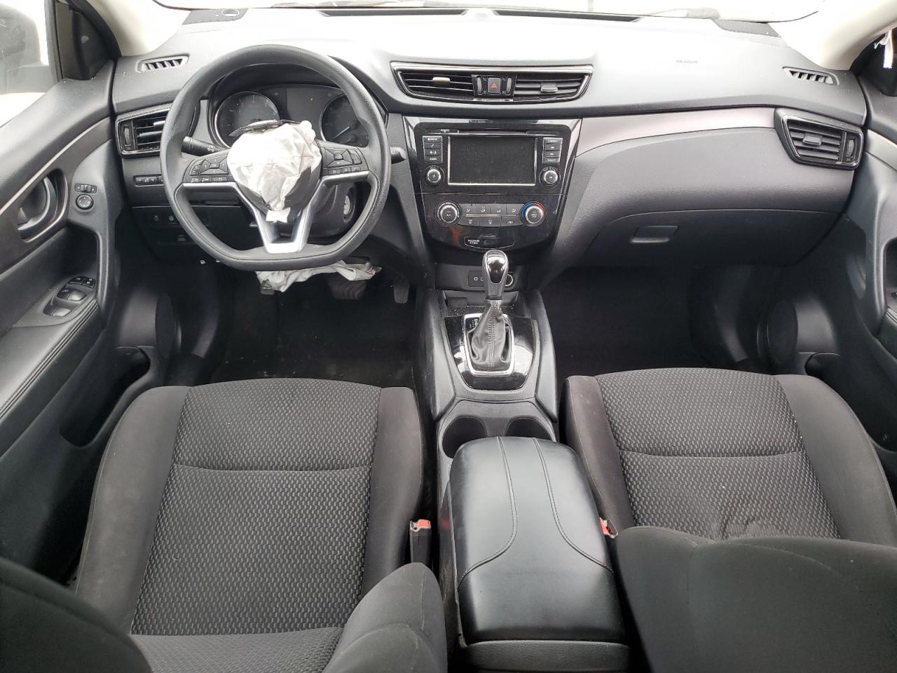 NISSAN ROGUE SPORT S