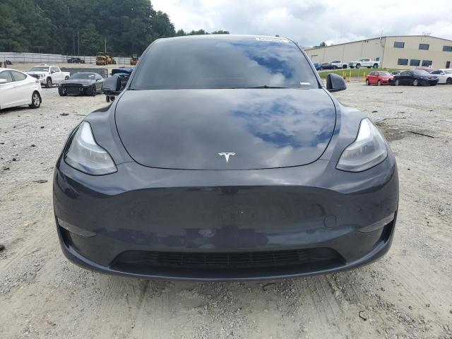 2024 TESLA MODEL Y 7SAYGDEE8RA323429