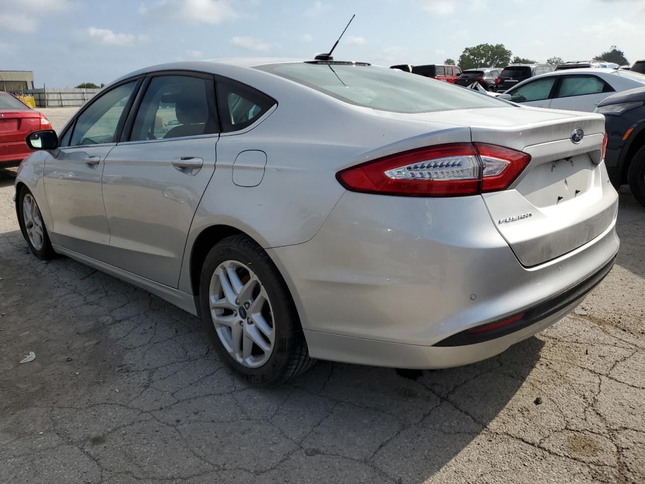 FORD FUSION SE