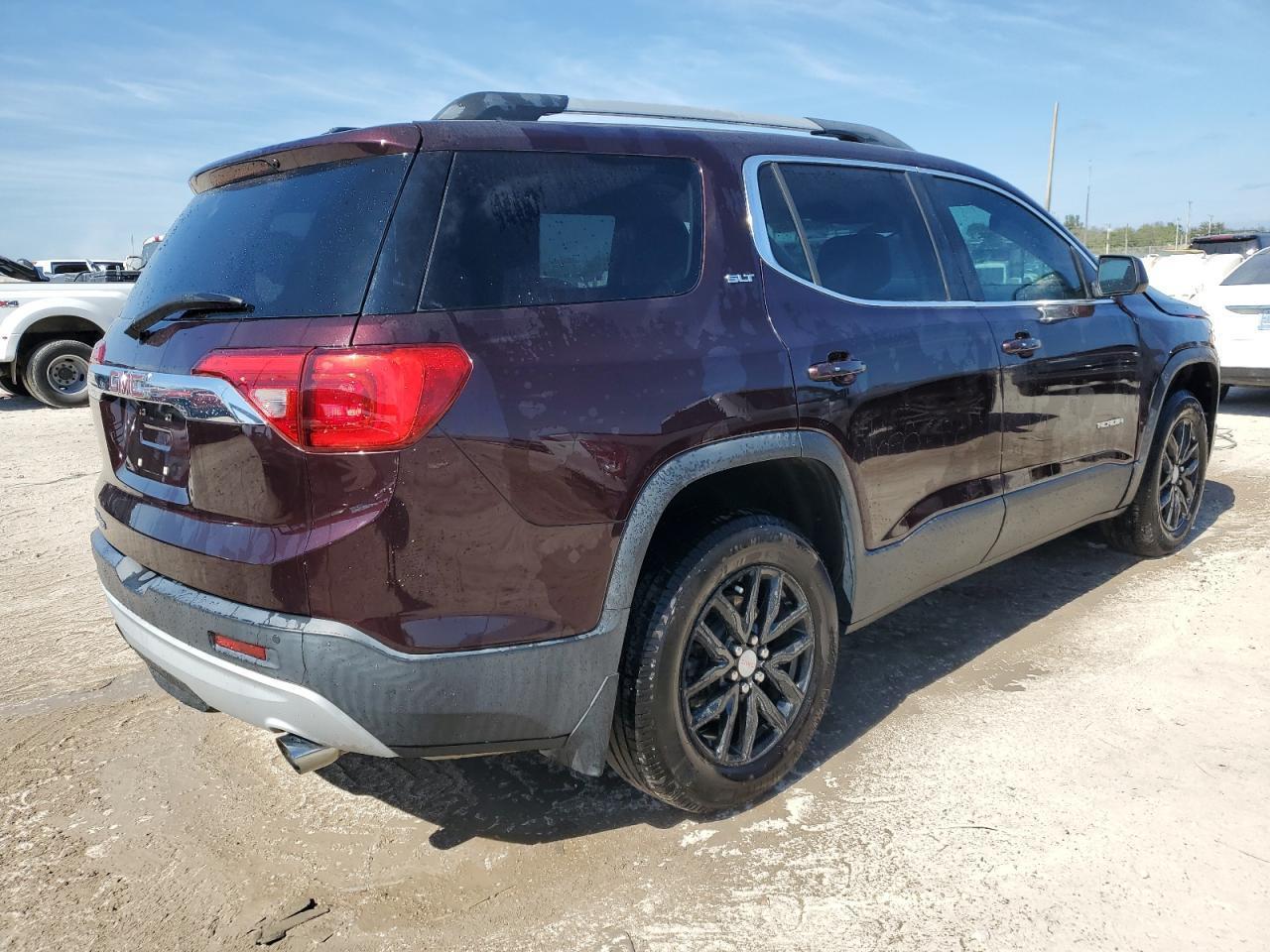 GMC ACADIA SLT-1
