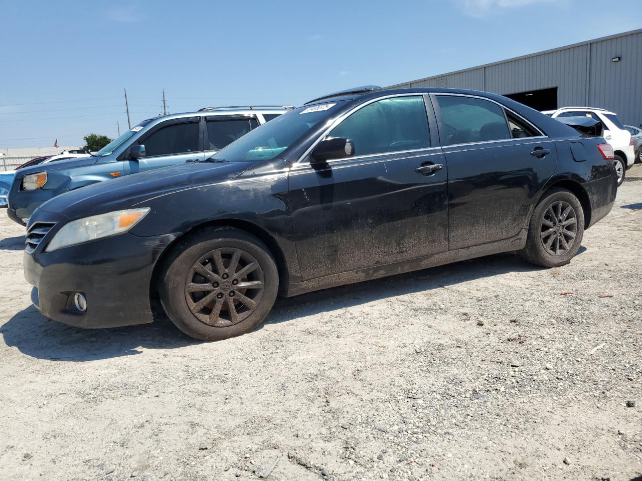 TOYOTA CAMRY BASE