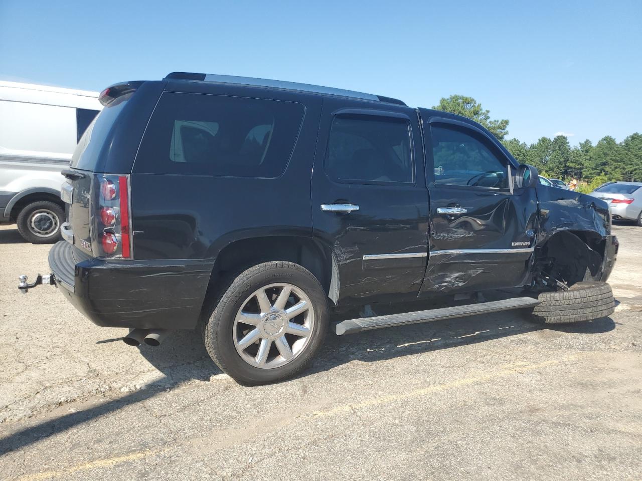 GMC YUKON DENALI