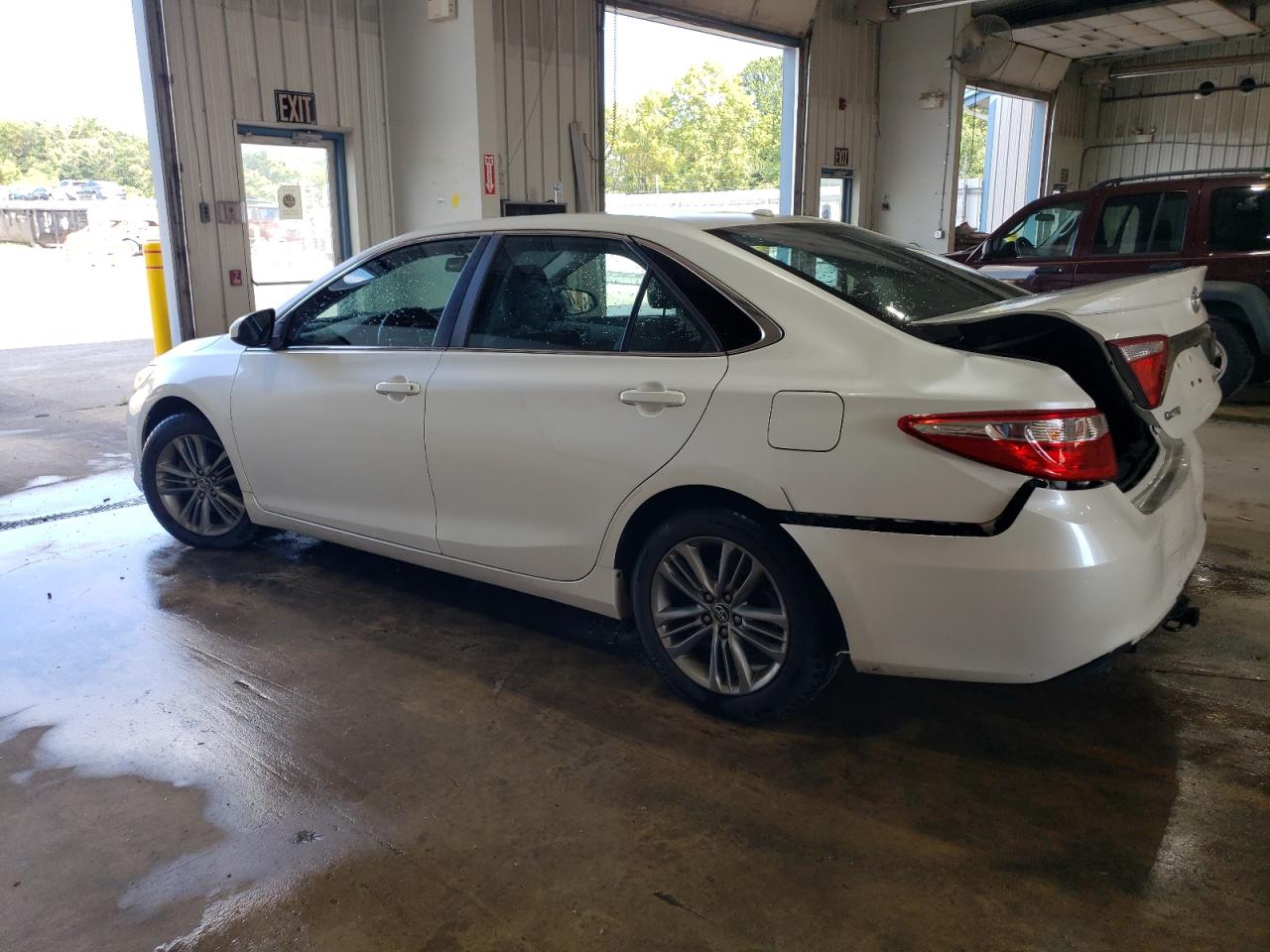 Lot #3217061054 2016 TOYOTA CAMRY LE