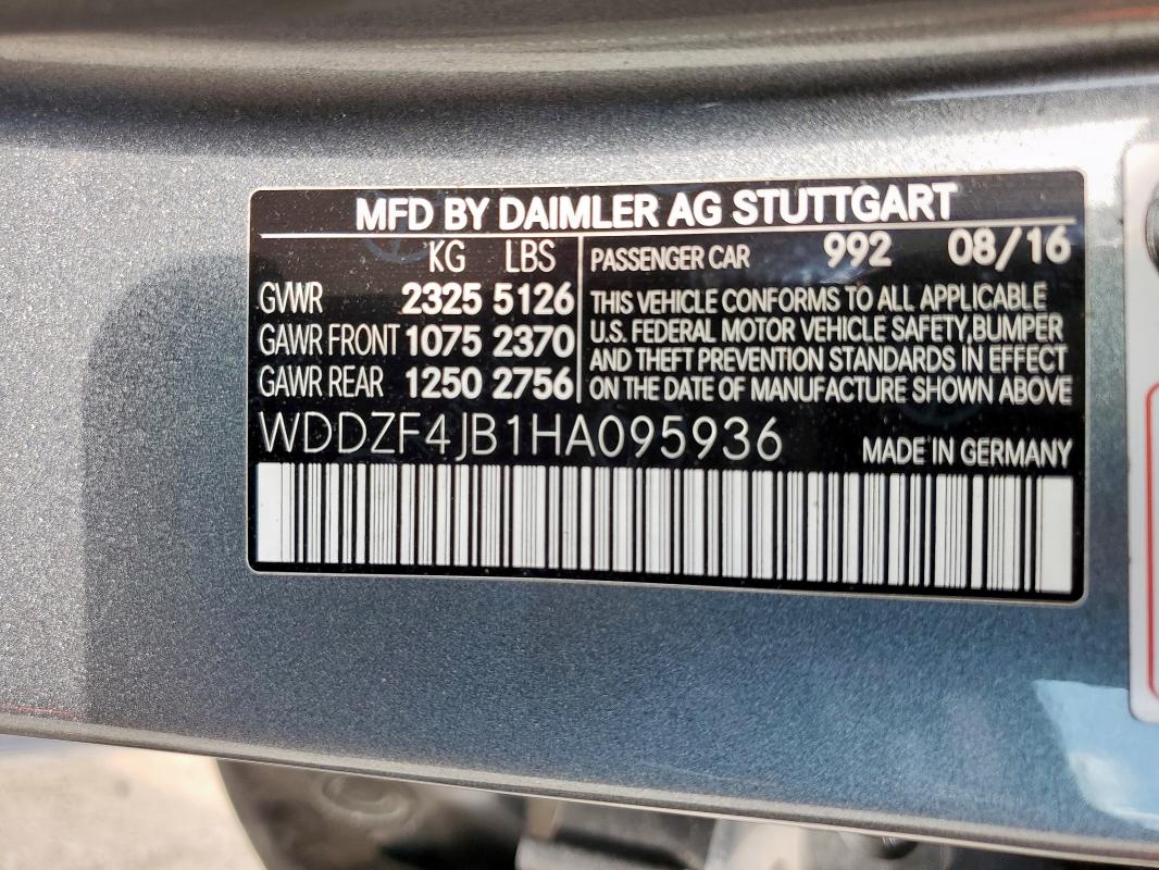 2017 MERCEDES-BENZ E 300 WDDZF4JB1HA095936