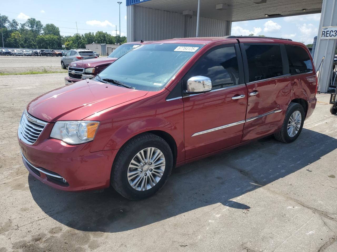 CHRYSLER TOWN & COUNTRY TOURING L