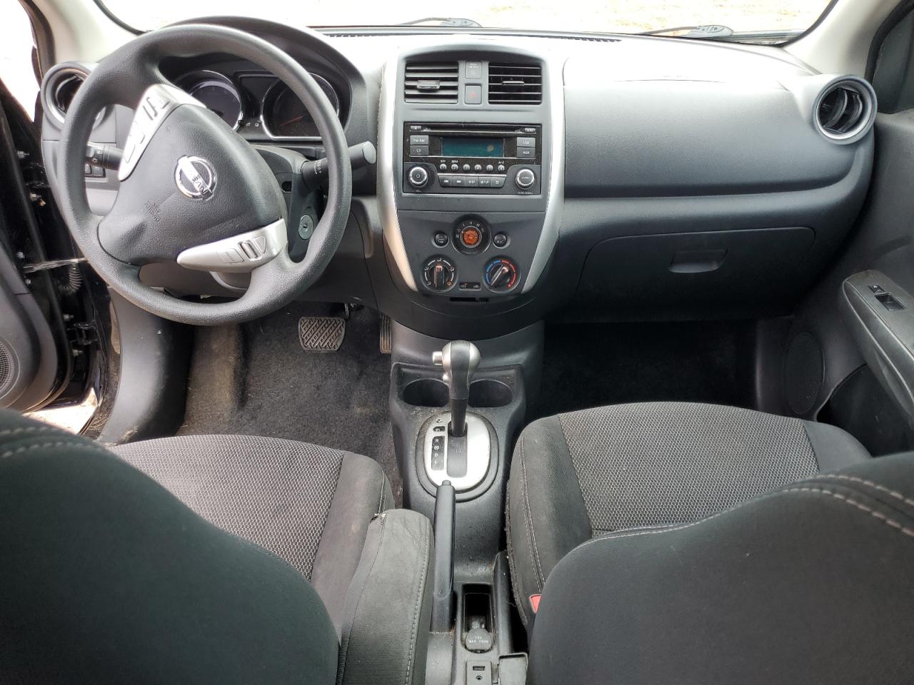 NISSAN VERSA S