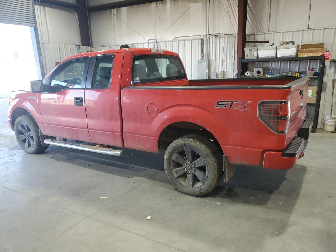 FORD F-150 SUPER CAB