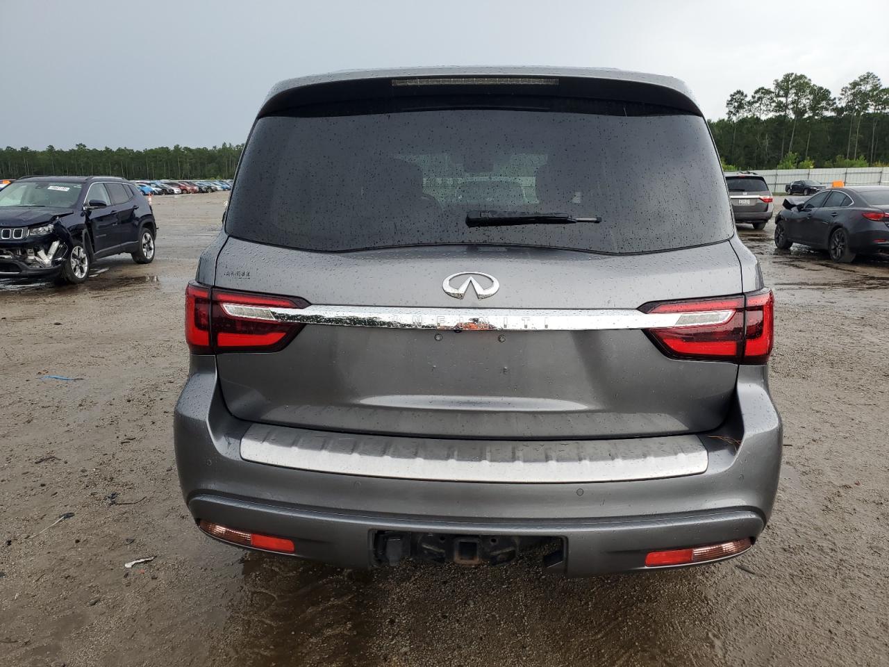 INFINITI QX80 LUXE