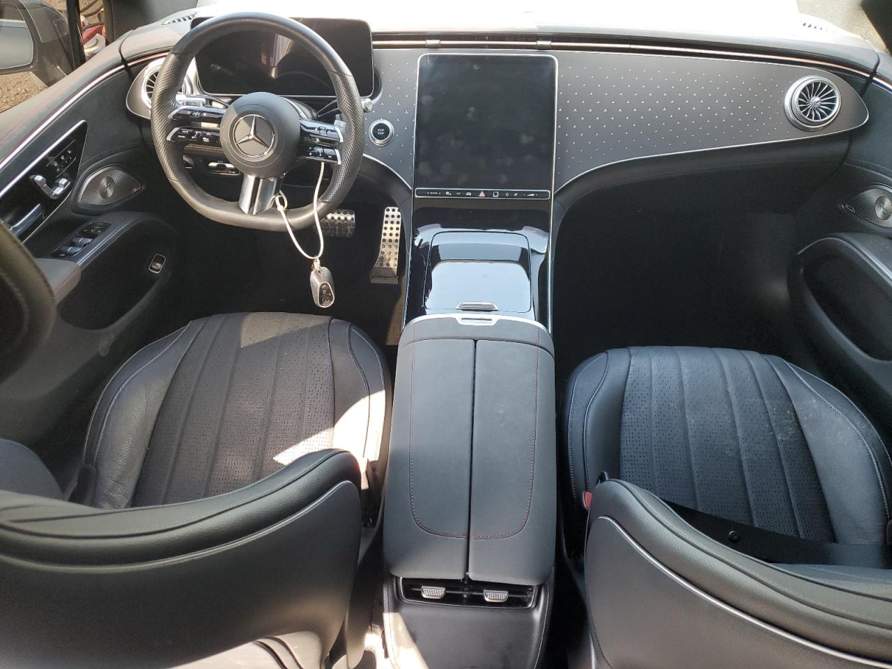 MERCEDES-BENZ EQS 450+