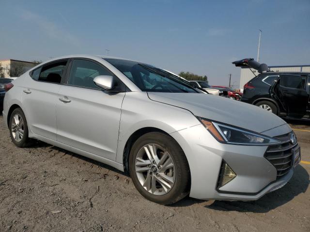 2019 HYUNDAI ELANTRA SE KMHD84LFXKU816433