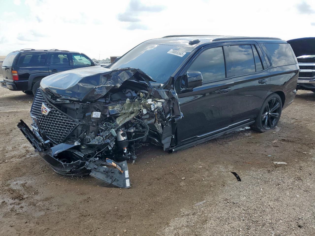 CADILLAC ESCALADE SPORT PLATINUM