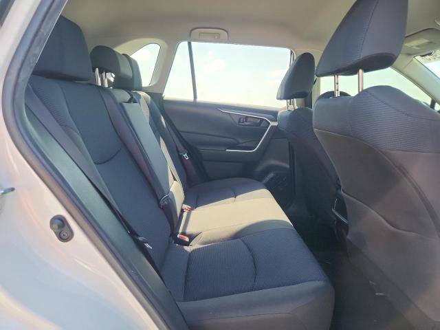 2020 TOYOTA RAV4 LE #3277066173