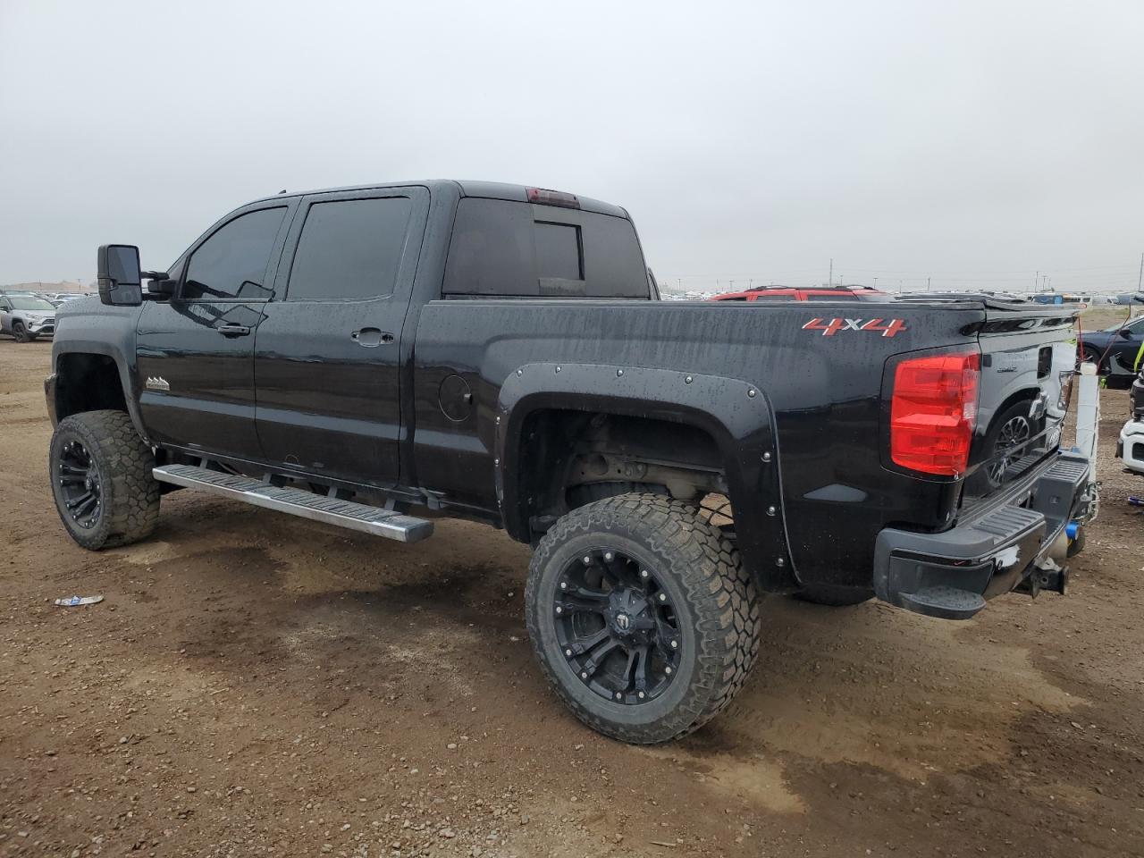 CHEVROLET SILVERADO K2500 HIGH COUNTRY
