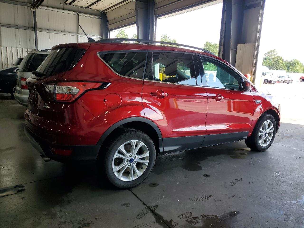 FORD ESCAPE SE