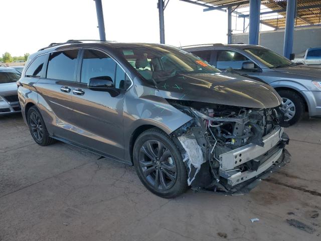 2022 TOYOTA SIENNA XSE 5TDXRKEC5NS105687