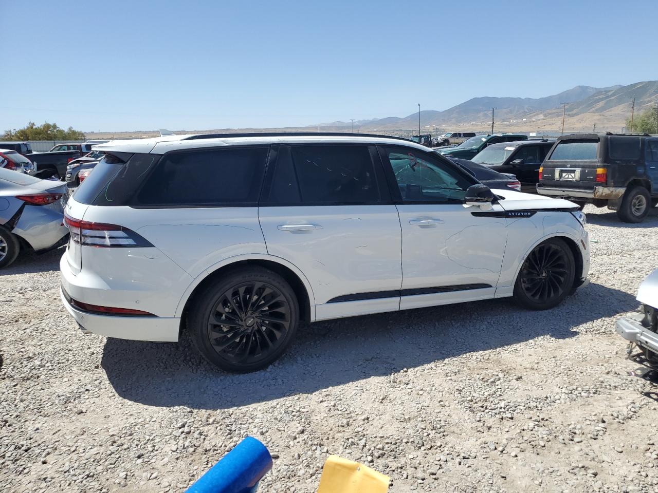 LINCOLN AVIATOR RESERVE