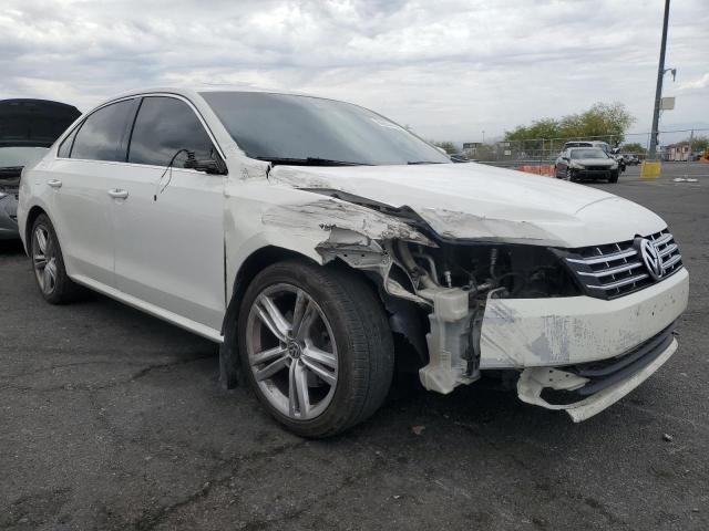 2015 VOLKSWAGEN PASSAT SE 1VWBV7A36FC047517