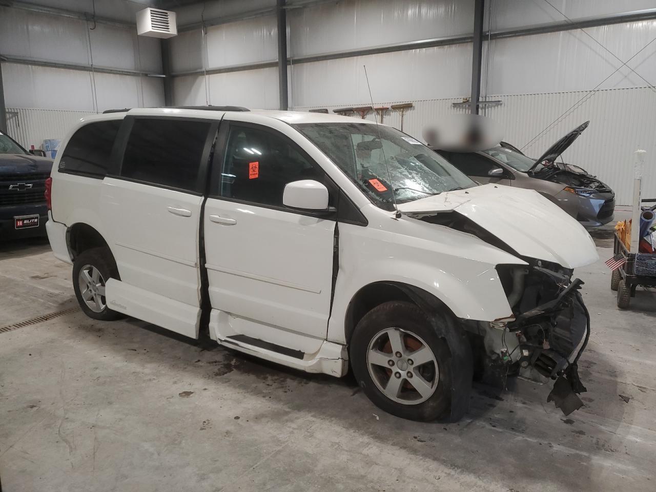 DODGE GRAND CARAVAN SXT