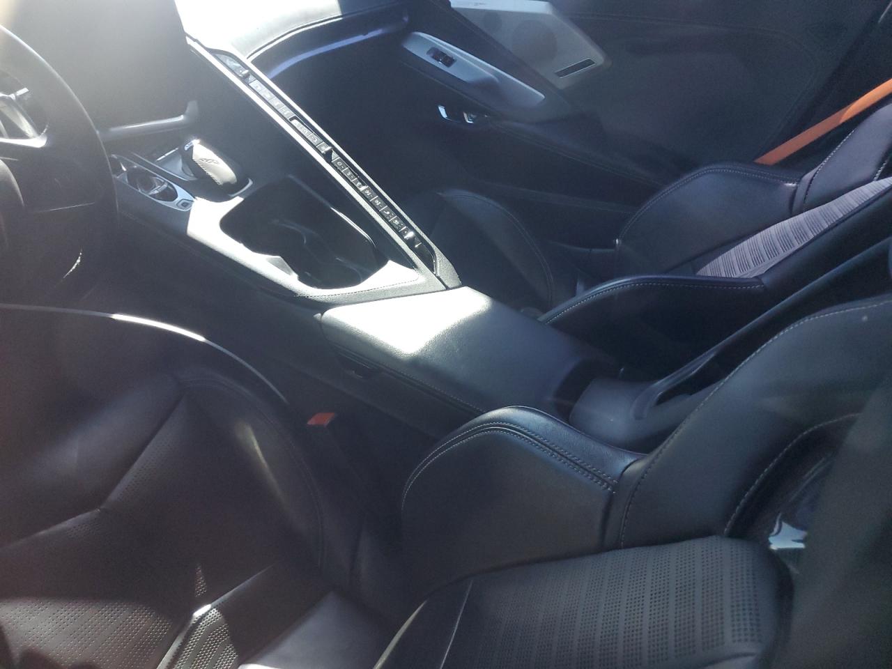 CHEVROLET CORVETTE STINGRAY 2LT