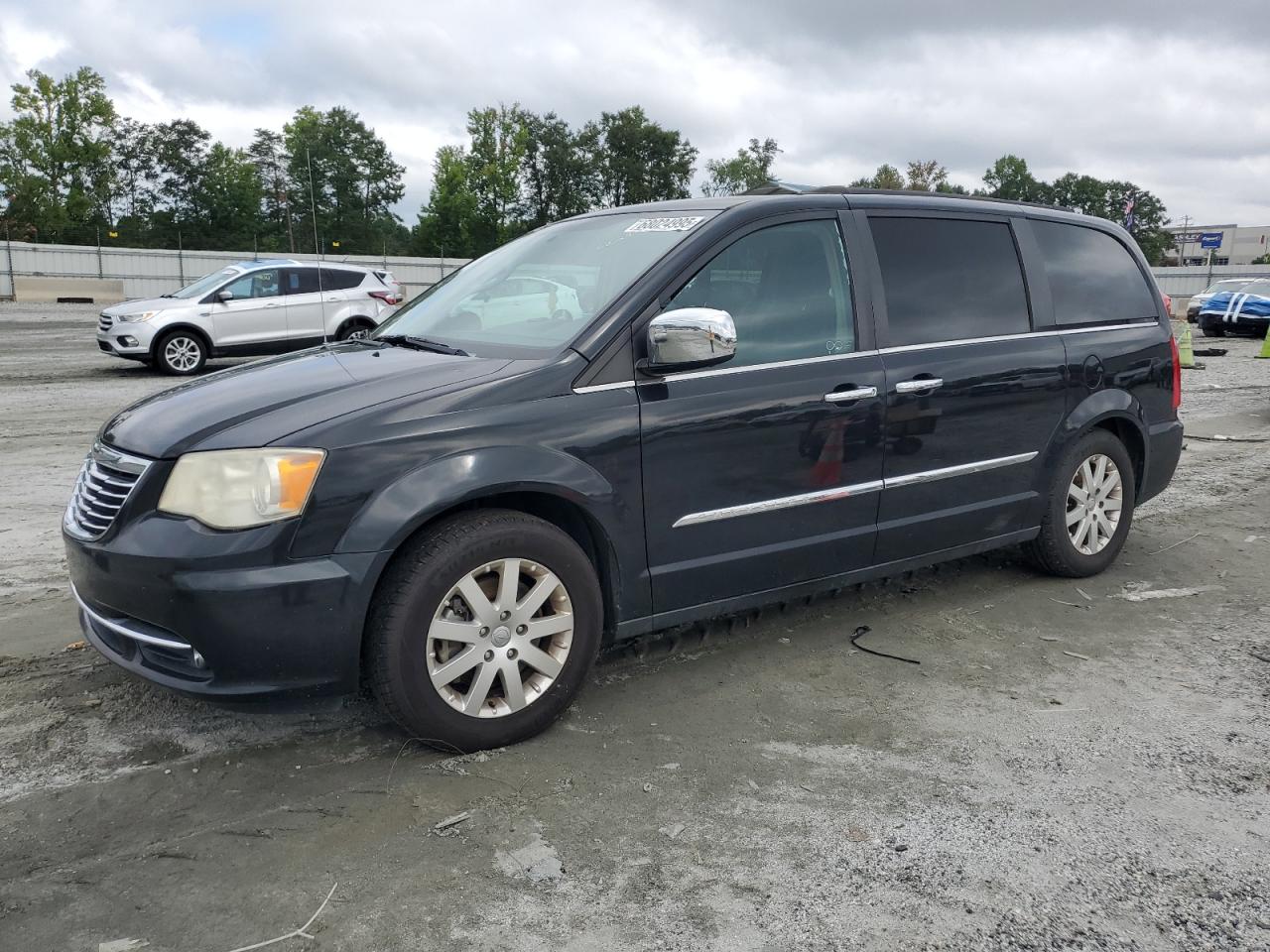 CHRYSLER TOWN & COUNTRY TOURING