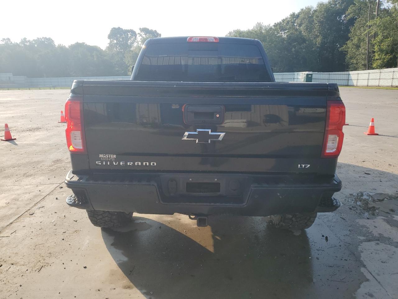 CHEVROLET SILVERADO K1500 LTZ