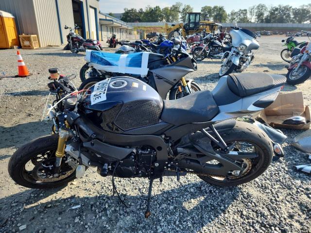 2015 SUZUKI GSX-R750 JS1GR7MA0F2100395