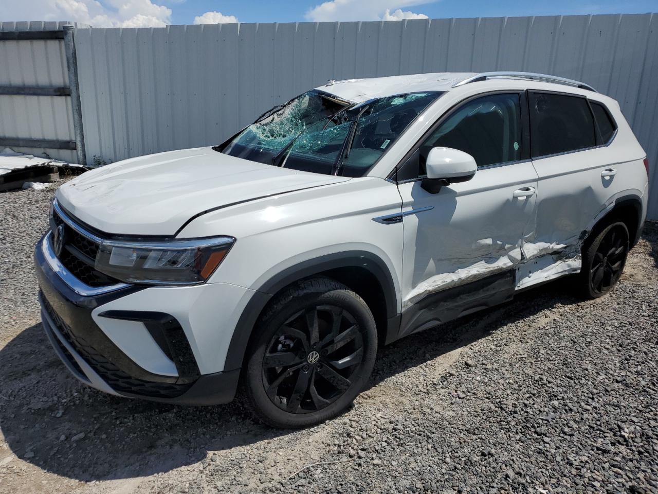 VOLKSWAGEN TAOS SE