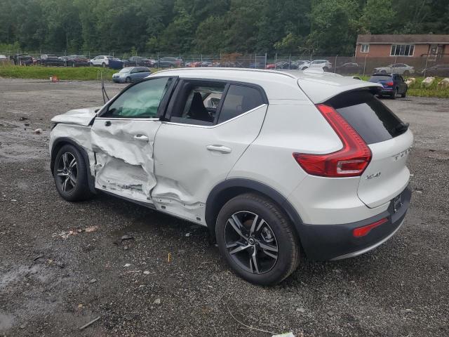 2025 VOLVO XC40 CORE YV4L12UJ2S2575195
