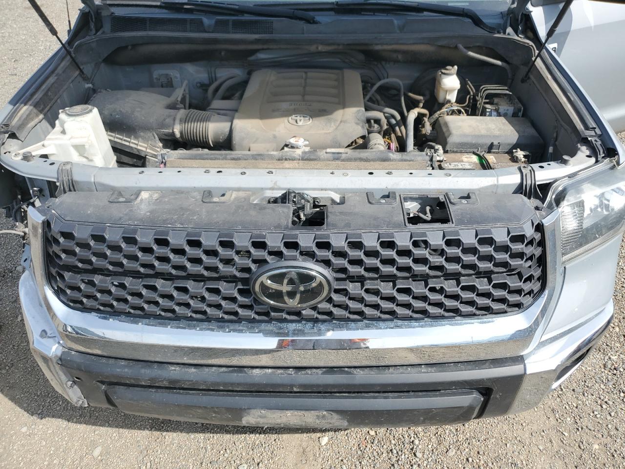 TOYOTA TUNDRA DOUBLE CAB SR