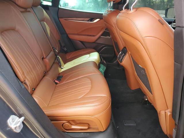 2017 MASERATI LEVANTE LU ZN661XUL0HX238601