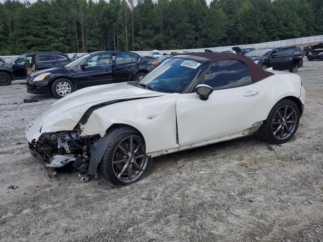 MAZDA MX-5 GRAND TOURING
