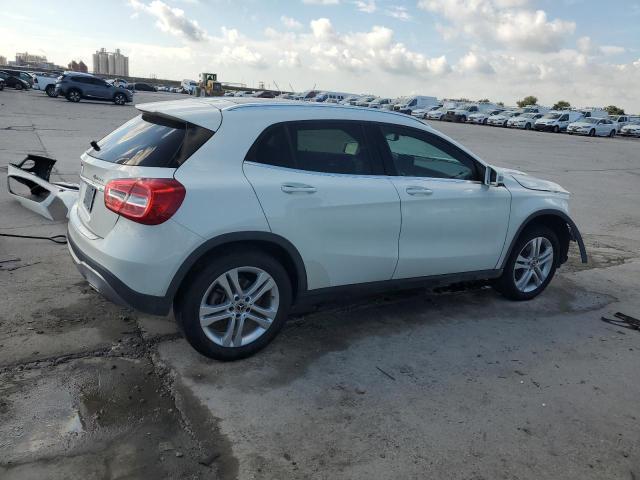 2018 MERCEDES-BENZ GLA 250 4M WDCTG4GB5JJ448571