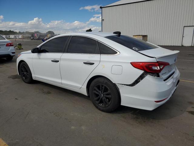 2015 HYUNDAI SONATA SE 5NPE24AF8FH086244