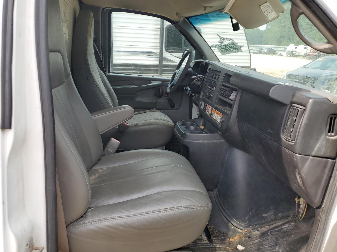 GMC SAVANA CUTAWAY G3500