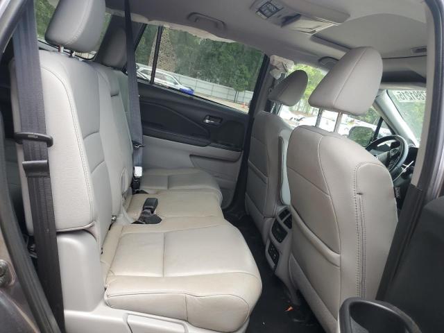 2018 HONDA PILOT TOUR - 5FNYF5H99JB025824
