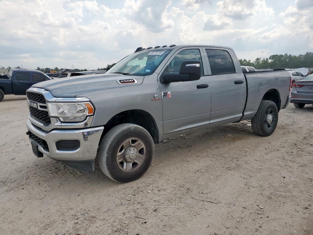 RAM 2500 TRADESMAN